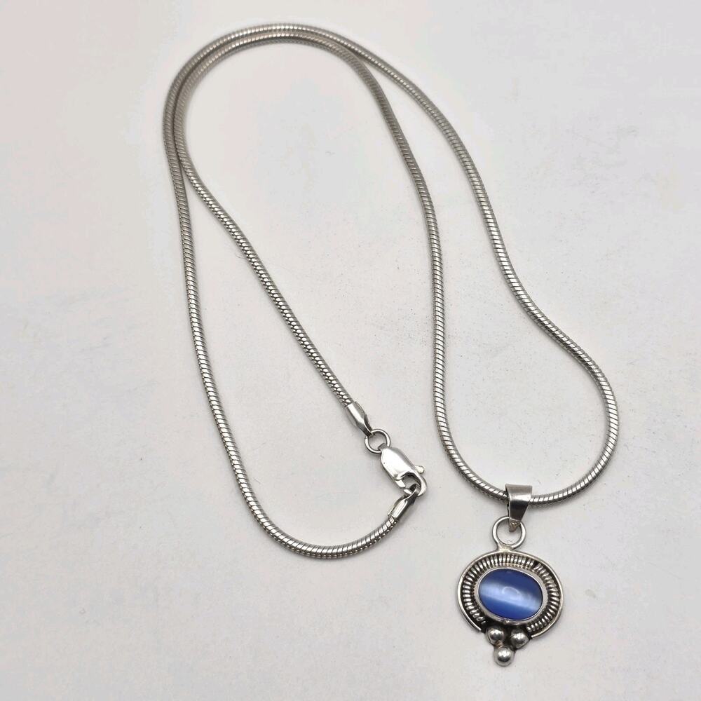 ATI Mexico Sterling Silver & Blue Chatoyancy Cat's Eye Stone Pendant Necklace